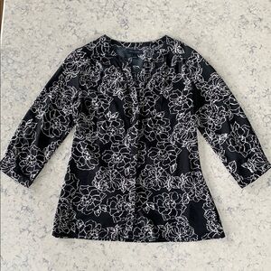 Banana Republic Black and White Floral Button Down Shirt
